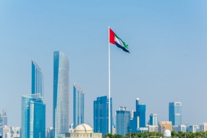 الإمارات تٌقرر تمديد العطلة الأسبوعية