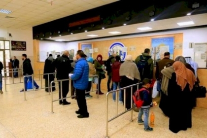 المعابر والحدود تعلن السماح بإدخال زيت الزيتون إلى الأردن بواقع 32 لترا لكل عائلة