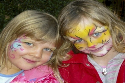 عواقب خطيرة من استخدام مستحضرات التجميل