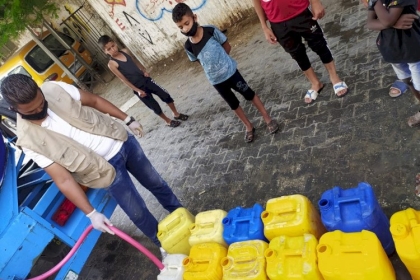 لجنة اللاجئين في حركة فتح  بمحافظة رفح تنفذ مبادرة "سقيا الخير " 