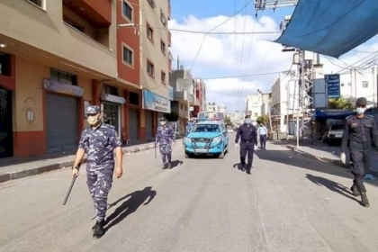 الاعلامي الحكومي بغزة: حالة التراخي قد تعيدنا إلى تقييد الحركة والحظر المسائي