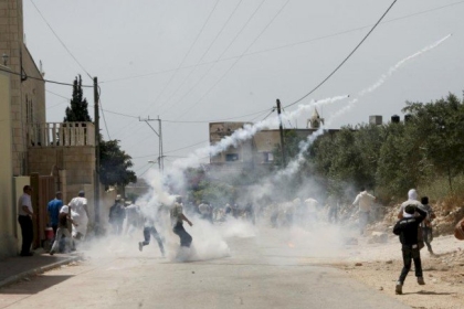 قلقيلية: عشرات الإصابات جراء قمع الاحتلال لمسيرة كفر قدوم الأسبوعية