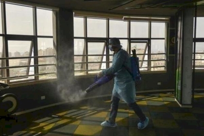 "أوقاف بيت لحم" تغلق مسجدا شرق المحافظة بسبب "كورونا"