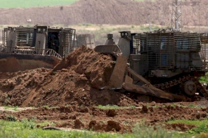 قوات الاحتلال تتوغل شرق مخيم المغازي وسط قطاع غزة