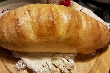 بسبب مرض نفسي نادر... طفلة تعيش 10 سنوات على الخبز فقط