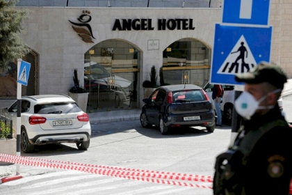 فلسطيني يحقق "حلم الطفولة" في زمن كورونا... فيديو