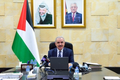 اشتية: إسرائيل تشن علينا عدة حروب والمطلوب ضغط دولي لإلزامها بالاتفاقيات الموقعة