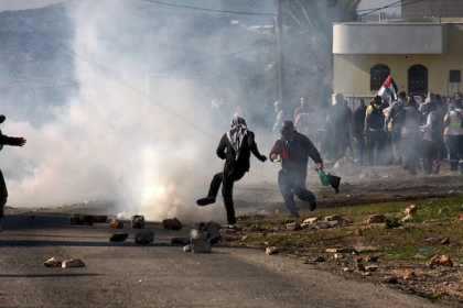 اندلاع مواجهات مع الاحتلال وسط الخليل