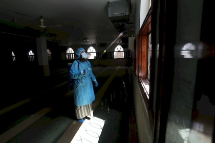 قرار بإعادة فتح مساجد التركمان في غزة