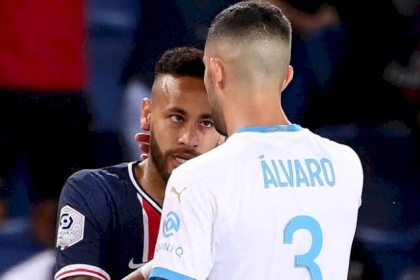 مدافع مارسيليا يتلقى تهديدات بالقتل بعد واقعته مع نميار