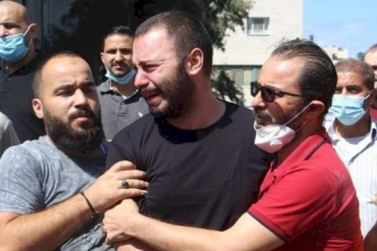 عائلة الحايك تكشف تفاصيل وفاة إبنتهم "دينا" في غزة