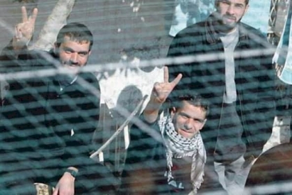 وحدات القمع الإسرائيلية تنفذ عمليات مداهمة واقتحام لقسم 22 بسجن النقب