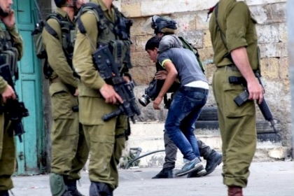 قوة خاصة لجيش الاحتلال تعتقل شابا من نابلس على طريق أريحا