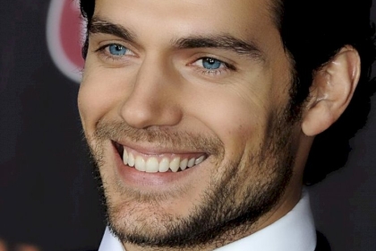 الدراسات العلمة تثبت ثلاث فوائد للإبتسامة .. تعرف عليها