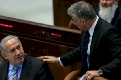 قناة عبرية: وزراء الحكومة طلبوا من نتنياهو تغيير السياسة تجاه غزة