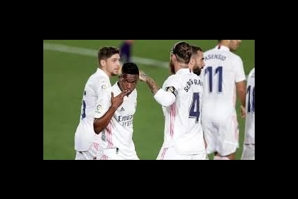 ريال مدريد يتلقى الهزيمة الأولى بالليجا أمام قادش