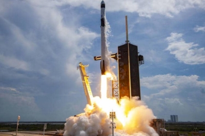 إنترنت ستارلينك يعمل في القطارات العالية السرعة