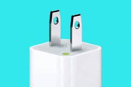 لماذا تخلصت أبل من شاحن آي-فون 12 ، إليك الأسباب الحقيقية