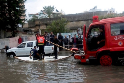 الدفاع المدني بغزة يصدر تنويهًا مهمًا للمواطنين بشأن المنخفض الجوي