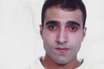 بعد عزل لـ 8 أشهر.. الاحتلال ينقل الأسير حاتم القواسمة إلى سجن "هداريم"