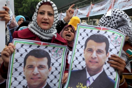 ما هي دوافع زيارة دحلان الأخيرة لموسكو؟ قيادي بتيار الإصلاح الديمقراطي يُجيب