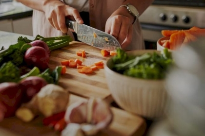 الكشف عن السبب الأساسي وراء إصابة “النباتيين” بكورونا أكثر من “آكلي اللحوم”