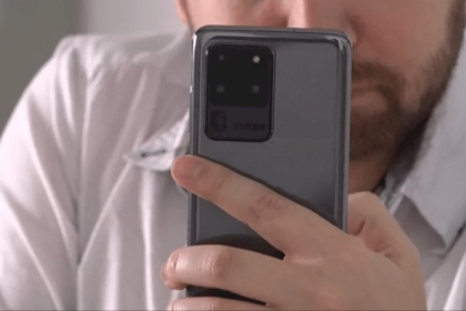 تسريبات حول Galaxy S21.. هل يشبه تصميم آيفون 12؟