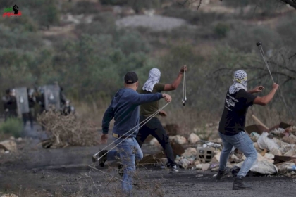 رام الله: مواجهات مع الاحتلال على مدخل النبي صالح