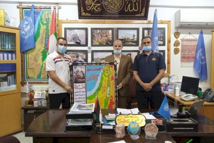 لجنة المؤسسات والمجتمع المدني تزور مدير المنطقة التعليمية لجنوب غزة في وكالة الغوث 