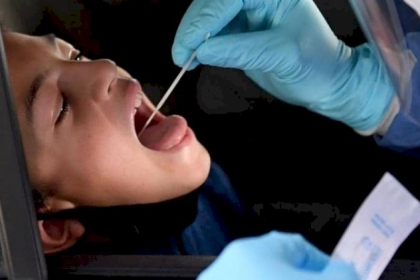 "بخاخ" جديد يحقق نتائج "مبشّرة" في المعركة ضد كورونا