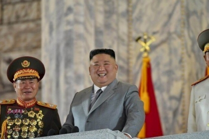 ظهور الزعيم الكوري علناً لأول مرة بعد اختفاء 25 يوماً