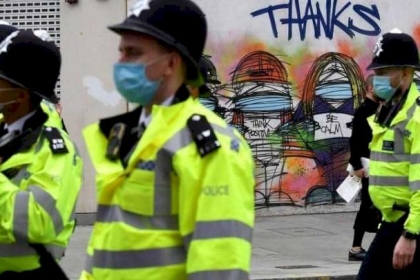 اعتقال باكستانيين خططا لضرب أهداف إسرائيلية وسط أثينا