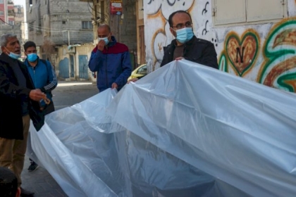 لجنة اللاجئين في حركة فتح تنفذ مبادرة (دائماً معكم) بمحافظة الشمال