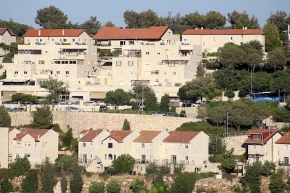 تقرير: الاحتلال يُغلق مناقصات لإقامة مشاريع استيطانية بالضفة