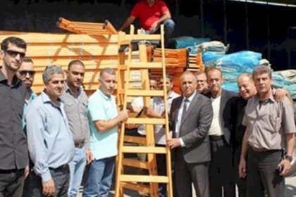 زراعة جنين توزّع الدفعة الثانية من المستلزمات الزراعية للمزارعين