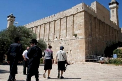 الاحتلال يُعلن إغلاق الحرم الإبراهيمي بالخليل لـ10 أيام