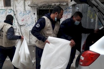 لجنة اللاجئين بحركة فتح  تختتم برنامج "دائما معكم 2" في محافظة غزة