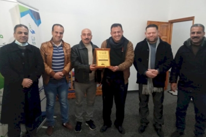 مجلس العمال في محافظة غزة يزور المركز الفلسطيني للتواصل الإنساني "فتا"