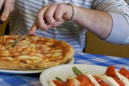 لمن يعاني ضغط الدم.. 7 أطعمة تجنبها فورا