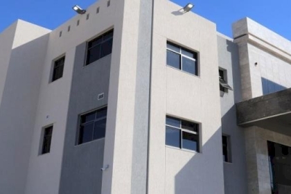 غزة: أجهزة ومعدات لغسيل الكلى تصل مستشفى نور الكعبي