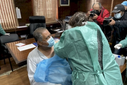 وزارة الصحة تواصل حملة التطعيم ضد فيروس "كورونا"