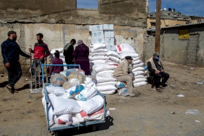 "الأونروا" تعلن فتح التسجيل للاستفادة من كابونات الوكالة