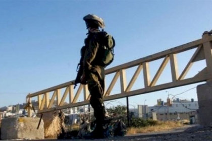 رام الله: الاحتلال ينصب حاجزًا عسكريًا في بيت سيرا