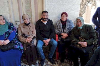 مجلس المرأة ساحة غزة يزور القيادي في تيار الإصلاح الديمقراطي سامي أبو لاشين  بعد عودته لأرض الوطن