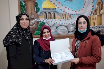 لجنة المؤسسات والمراكز النسوية بمجلس المرأة ساحة غزة  تكرم عدد من مؤسسات المجتمع المدني