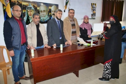 المكتب الحركي للاقتصاديين بمحافظة غزة يخرج دورة "بعنوان مهارات الاتصال والتواصل"