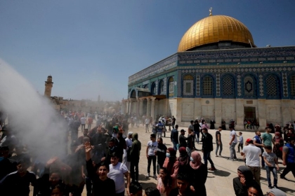 الاحتلال الاسرائيلي يواصل ممارساته العدوانية بحق الفلسطينيين في القدس المحتلة