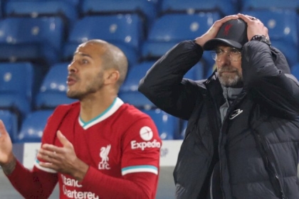 كلوب يجد حلا سريعا لعودة ليفربول إلى مستواه