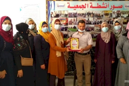 لجنة المرأة العاملة في مجلس العمال محافظة الوسطى تكرم  المتطوعات أصحاب الهمم (السمعية)