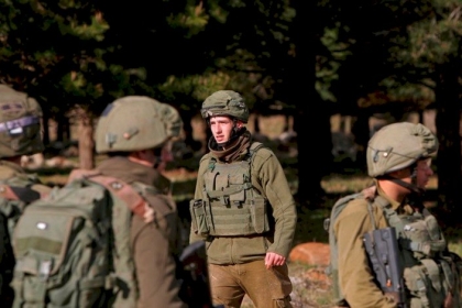 معاقبة ضابط في الجيش الإسرائيلي لمشاركته في مظاهرة بالزي العسكري